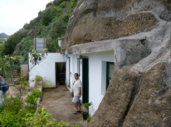 Cave Living and The Canary Island Caves